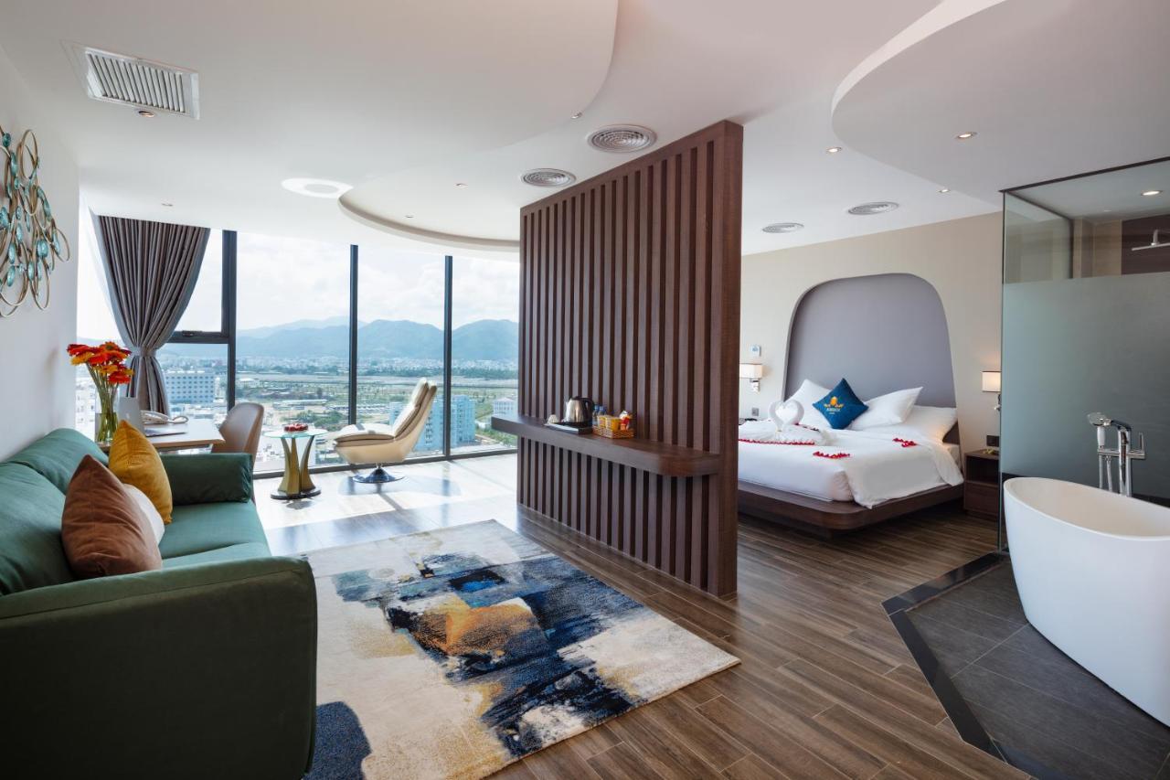 Amber Hotel Managed By Ht Нячанг Экстерьер фото